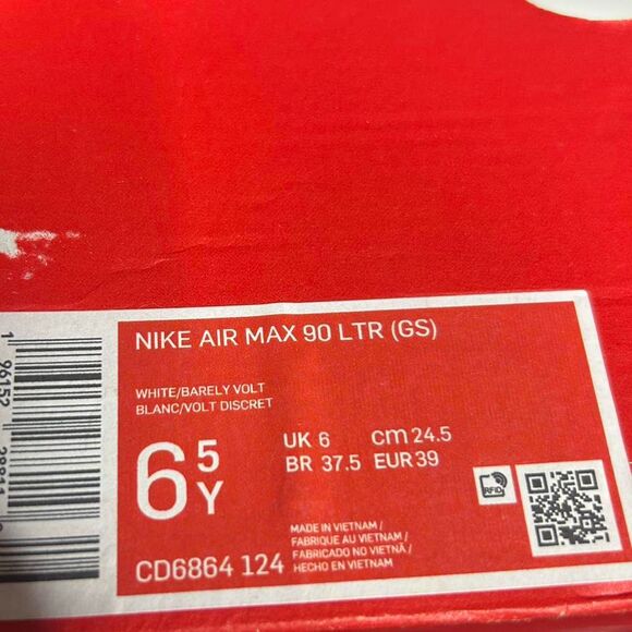 Nike Women's Air Max - Picture 4 of 4